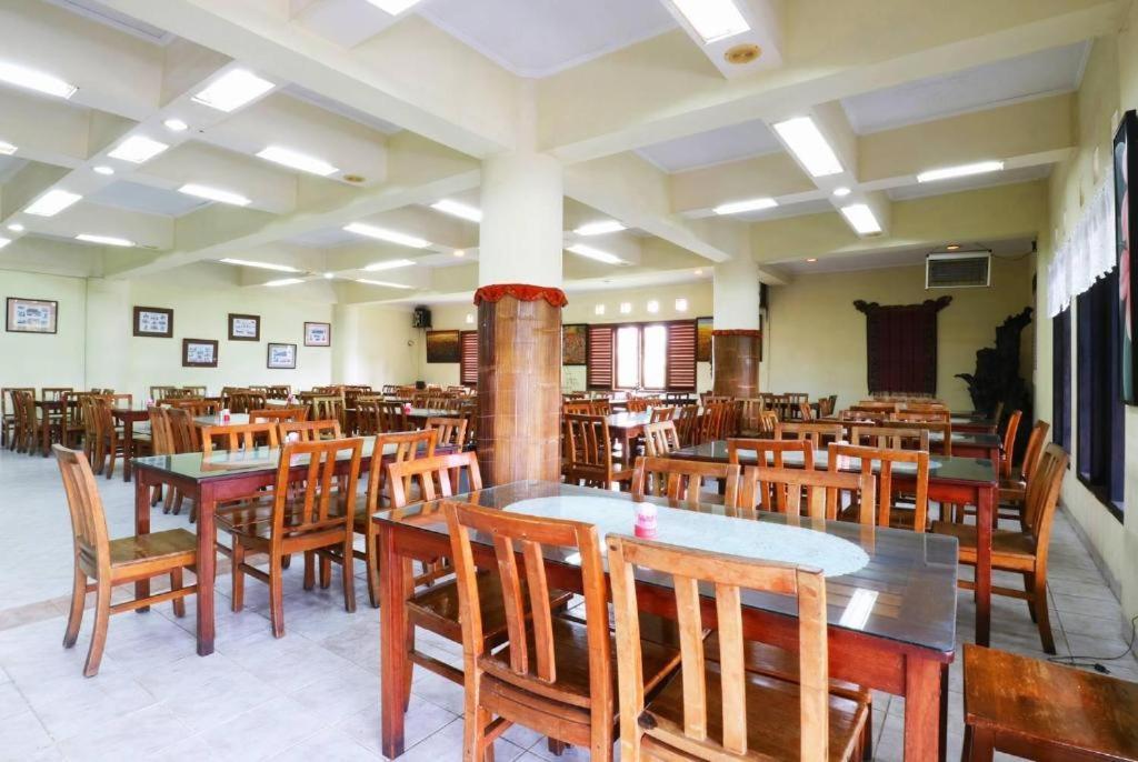 Hotel Pondok Remaja Pgi Puncak Kültér fotó